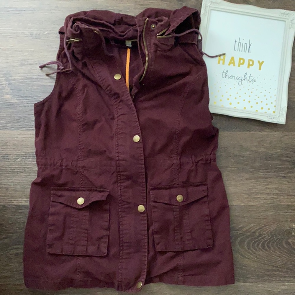 41 Hawthorn Utility Vest